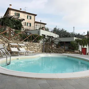  Vakantieboerderij Il Calesse Italië