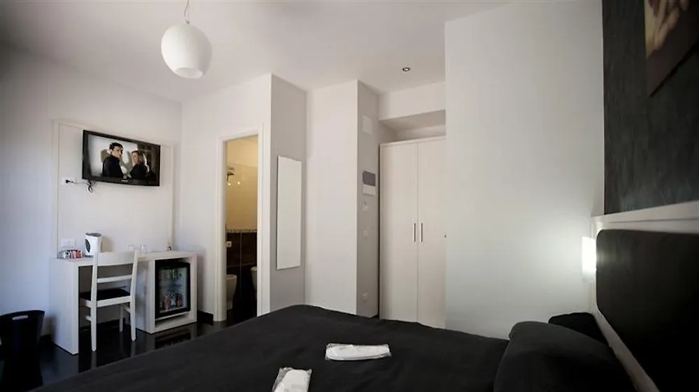 Heart Of Rome Rooms Bed & Breakfast