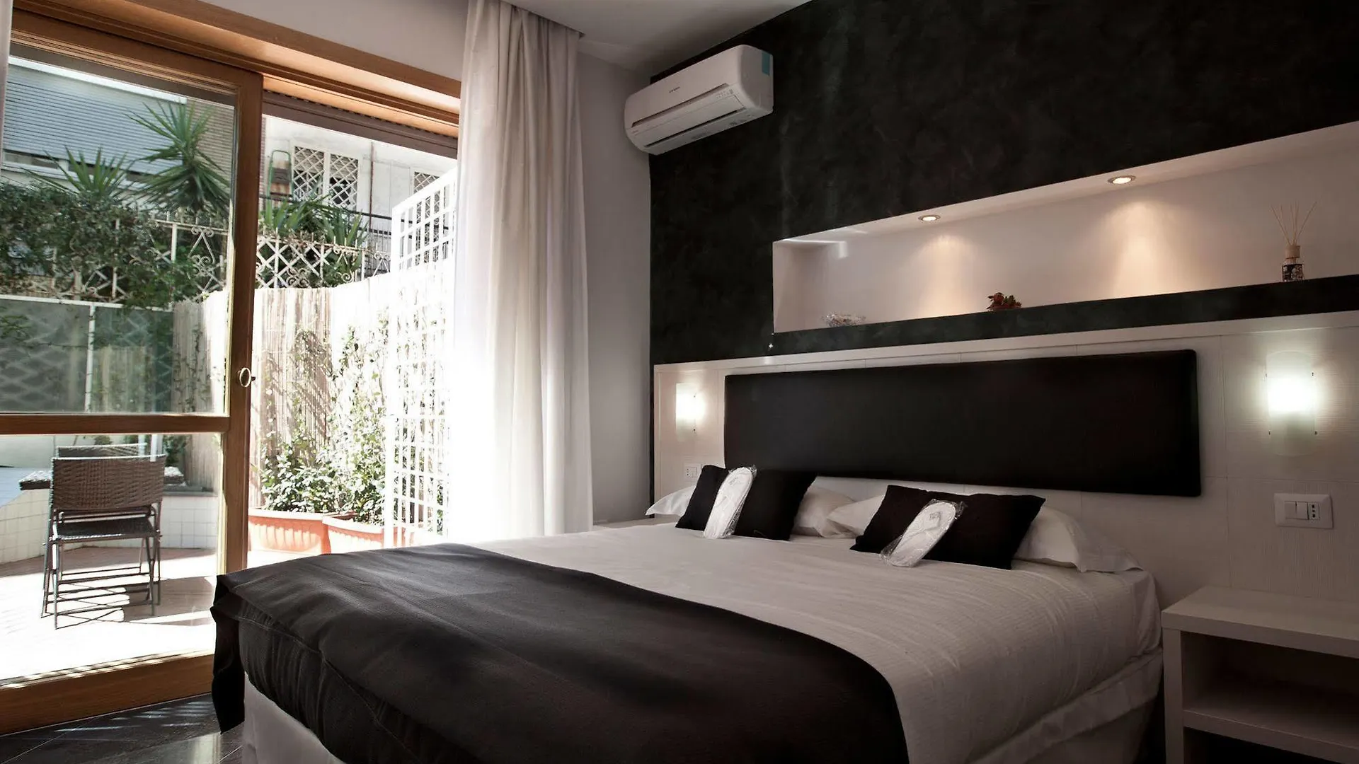 Heart Of Rome Rooms 2*,  Italië